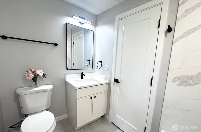 $4,300 | 316 Northeast 191st Street, Shoreline, WA 98155