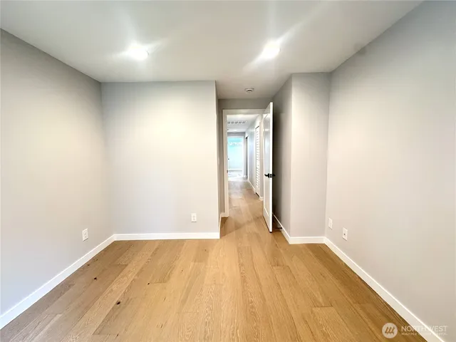 $4,300 | 316 Northeast 191st Street, Shoreline, WA 98155