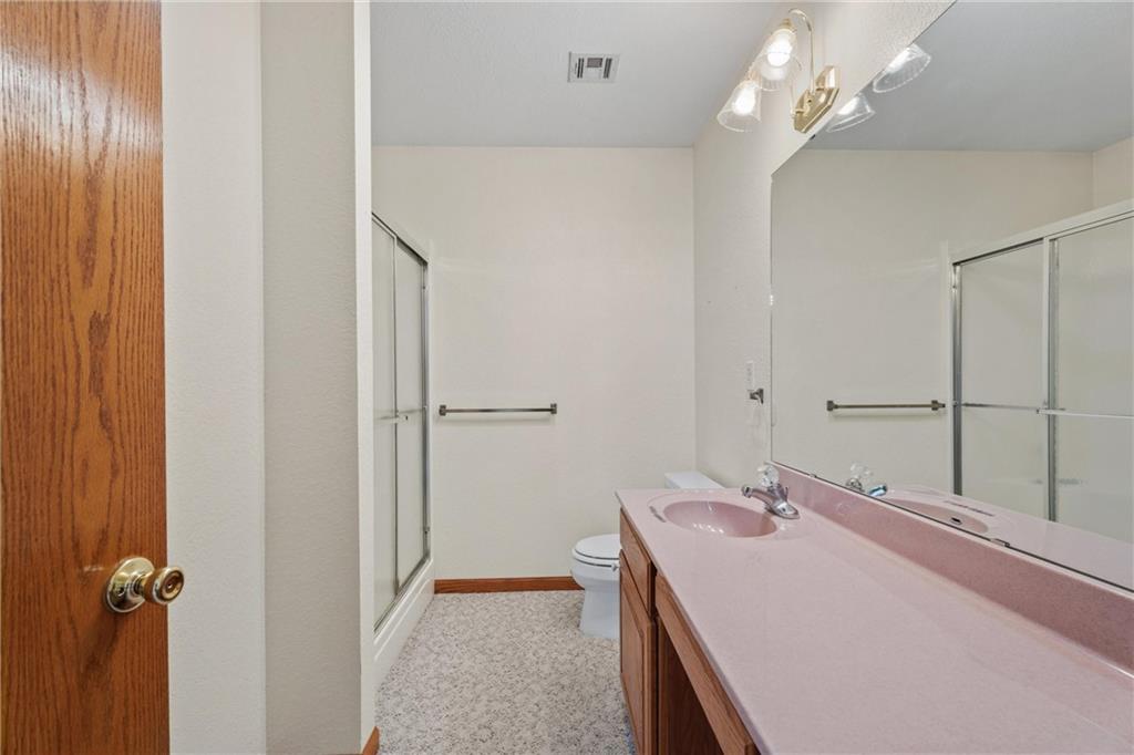 1006 South Ridgeway Street Caney, KS 67333 - Photo 16 of 29