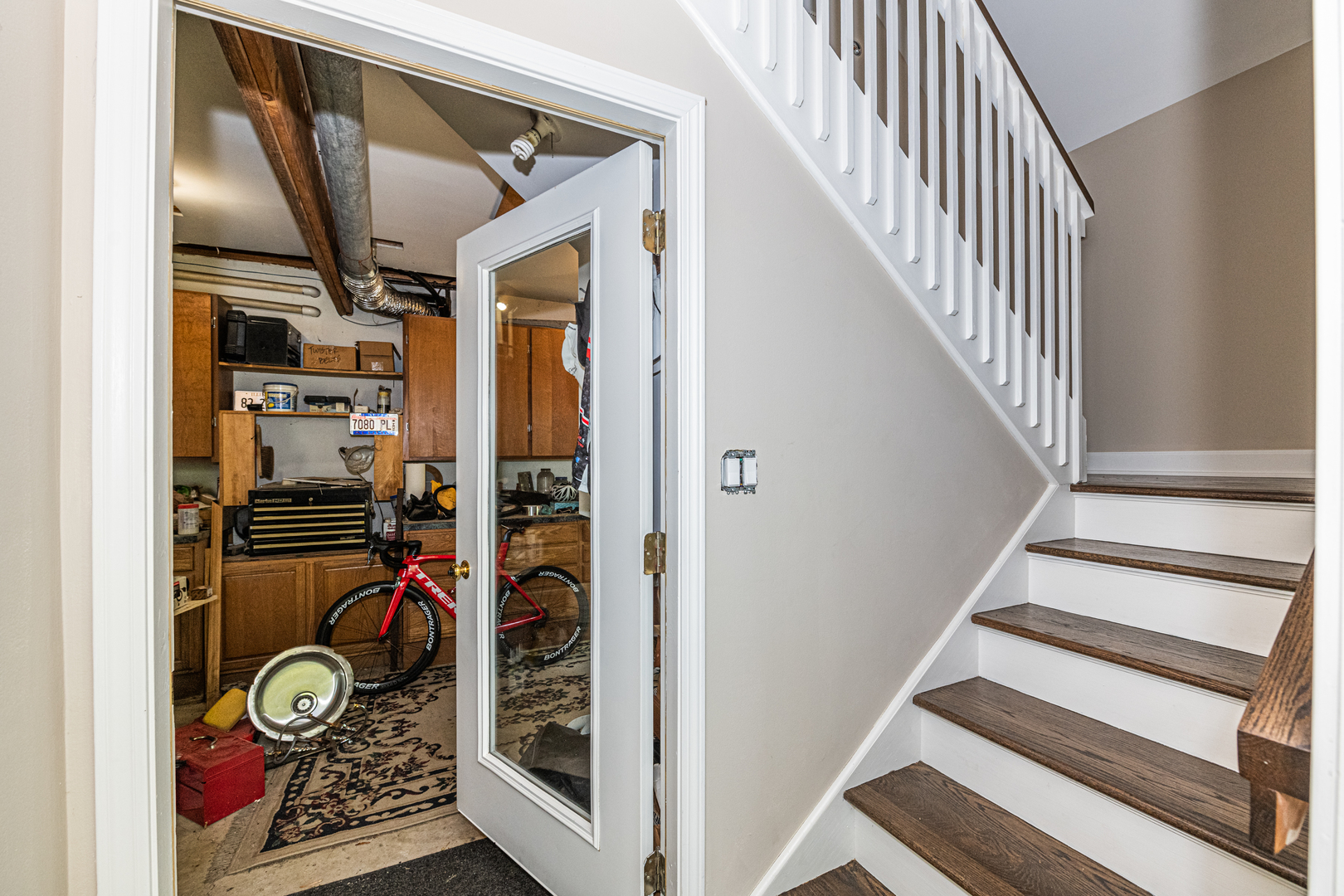 27149 West Cuba Road Barrington, IL 60010 - Photo 44 of 68 a view of a hallway with wooden floor and windows