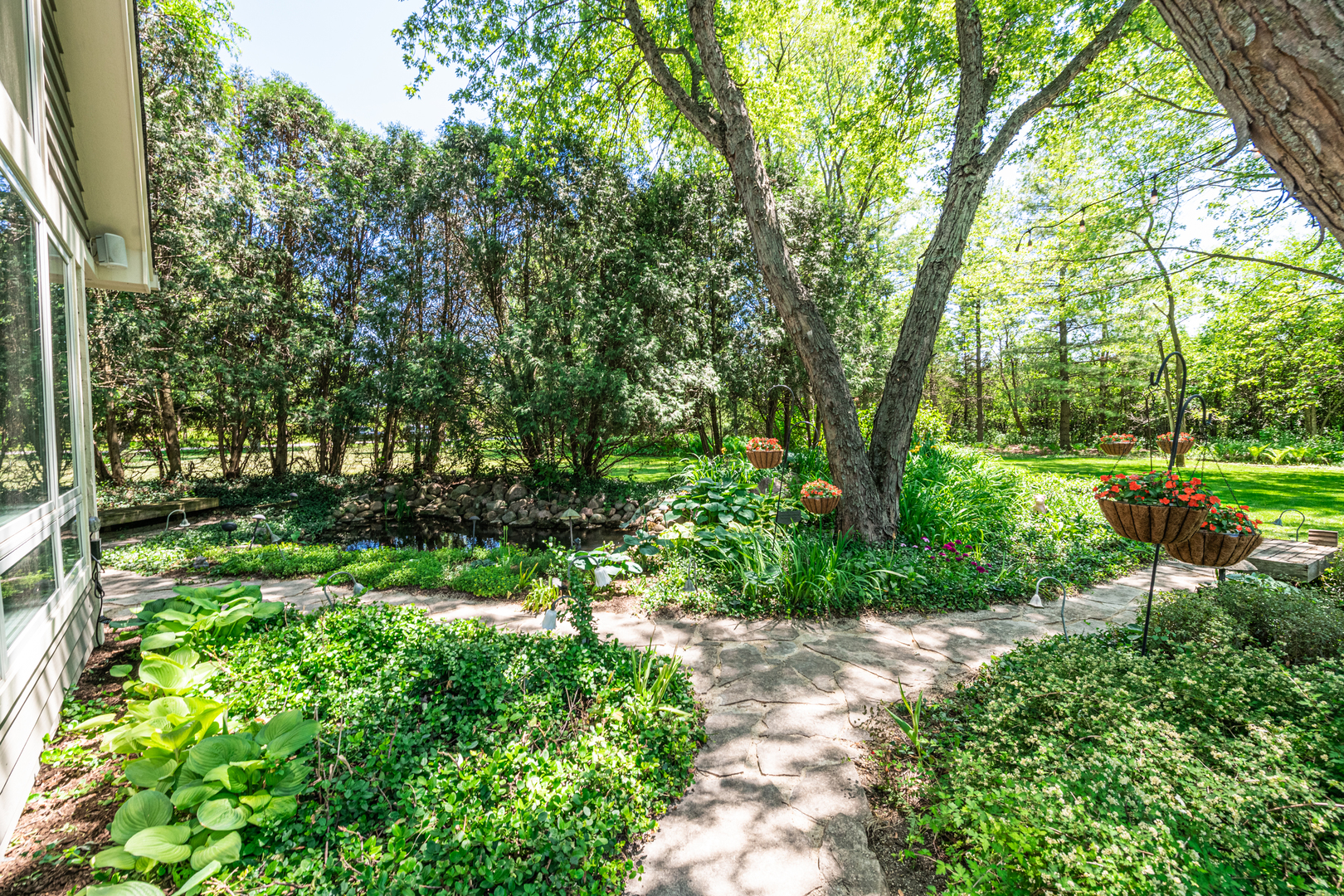 27149 West Cuba Road Barrington, IL 60010 - Photo 52 of 68 a view of backyard with green space