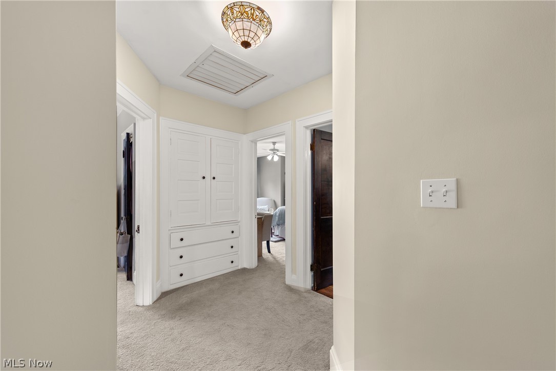 1473 Parkhill Road Cleveland Heights, OH 44121 - Photo 16 of 35