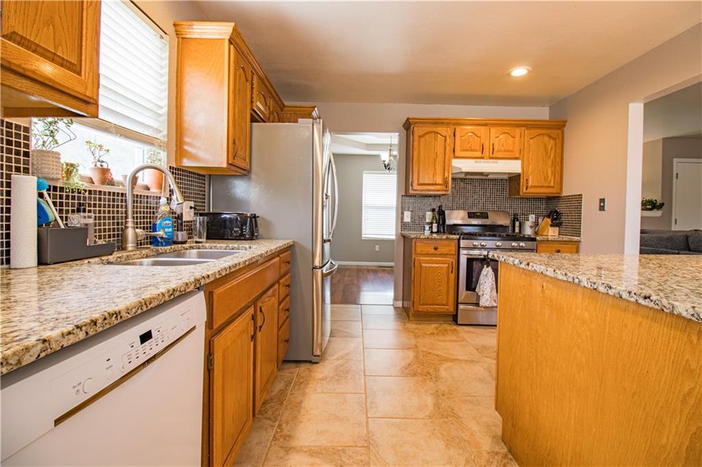 139 Southeast 621 Road Warrensburg, MO 64093 - Photo 10 of 33