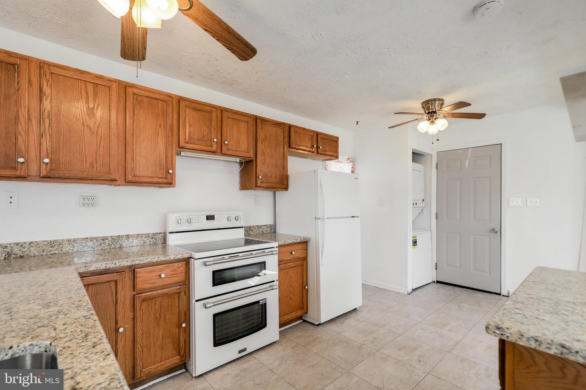 9104 Simpson Lane Clinton, MD 20735 - Photo 10 of 34 Gallery Image 10