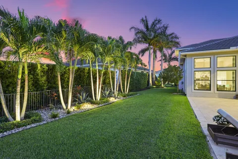 a view of outdoor space yard and front view of a house