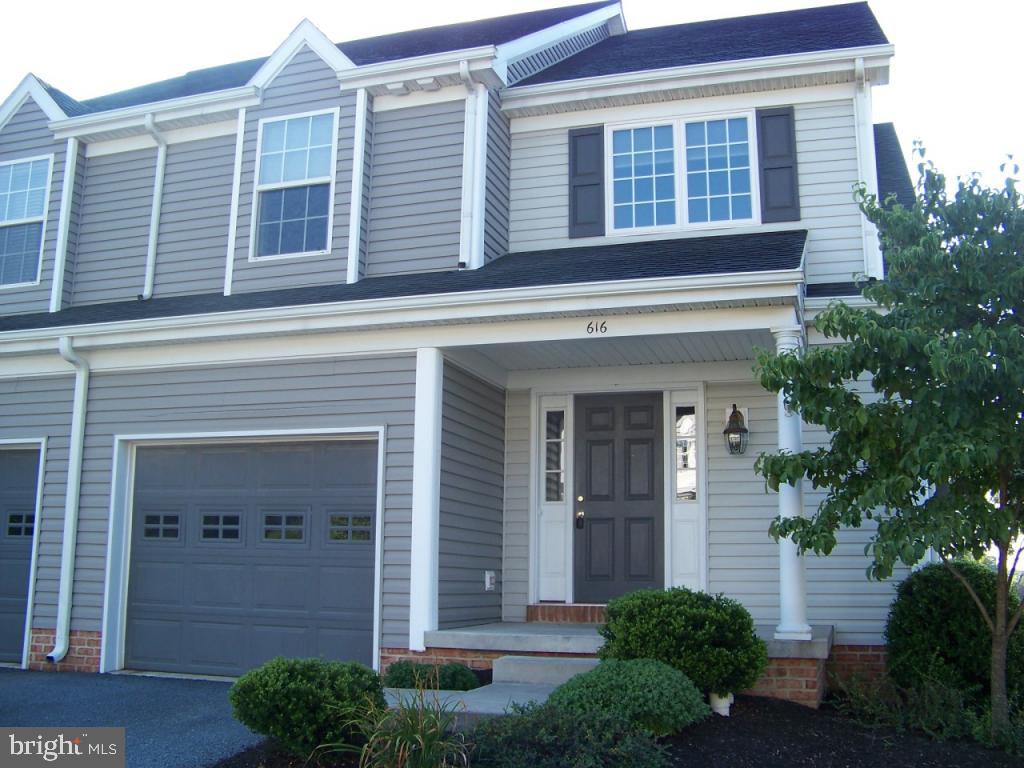 616 Chatham Way Lititz, PA 17543 - Photo 1 of 35 Gallery Image 1