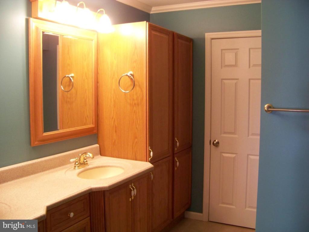 616 Chatham Way Lititz, PA 17543 - Photo 20 of 35 Gallery Image 20