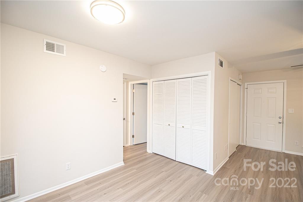 11039 Cedar View Road Charlotte, NC 28226 - Photo 14 of 24 a view of an empty room