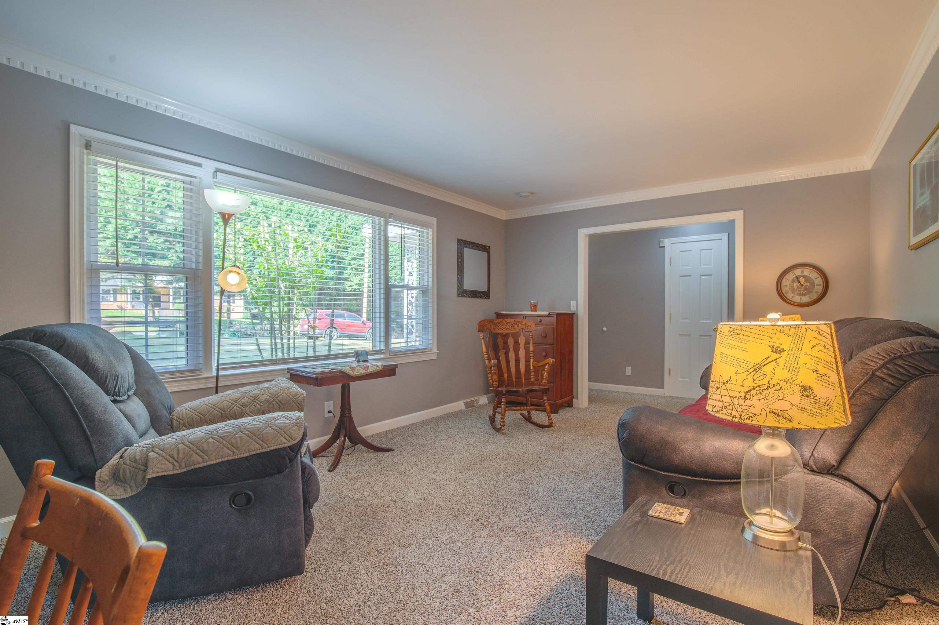 721 Richbourg Road Greenville, SC 29615 - Photo 7 of 36 Gallery Image 7
