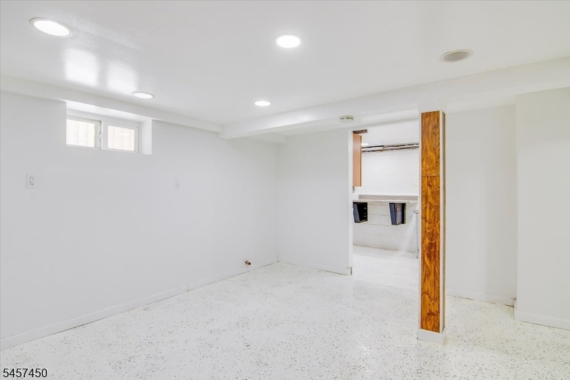 234 Aldene Road Roselle, NJ 07203 - Photo 16 of 22 Gallery Image 16