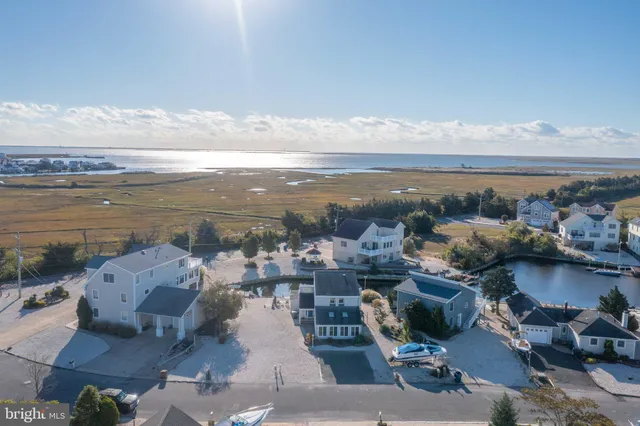$665,000 | 5 Hunter Drive, Tuckerton, NJ 08087