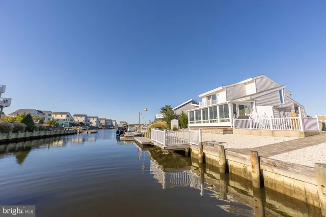 $665,000 | 5 Hunter Drive, Tuckerton, NJ 08087