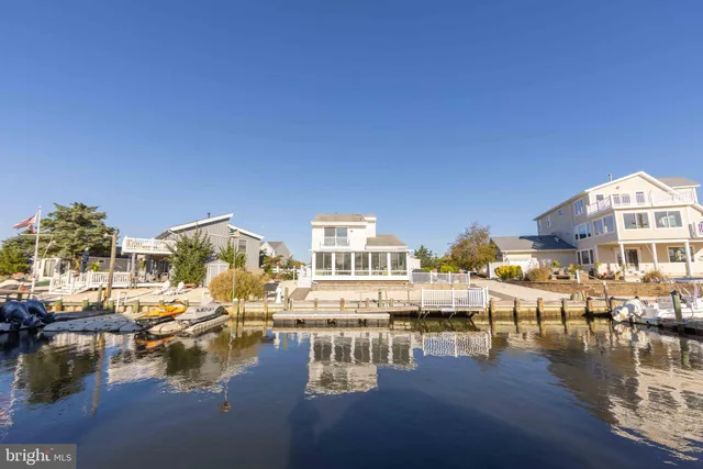 $665,000 | 5 Hunter Drive, Tuckerton, NJ 08087
