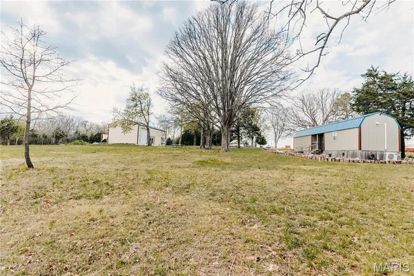 $400,000 | 19219 Highway 133, Dixon, MO 65459