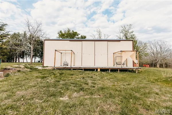 $400,000 | 19219 Highway 133, Dixon, MO 65459