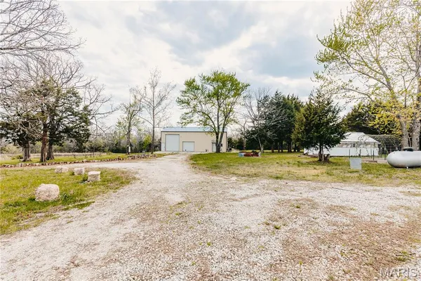 $400,000 | 19219 Highway 133, Dixon, MO 65459