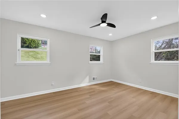 $2,900 | 2967 Flat Shoals Road, Decatur, GA 30034