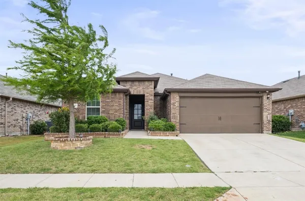 $250,000 | 2222 Kingfisher Street, Crandall, TX 75114