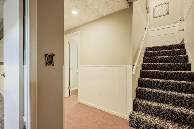 $289,900 | 19947 Walden Oaks, Country Club, MO 64505