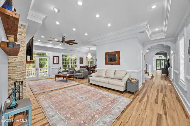 $879,000 | 11 Bullens Creek Drive, New Bern, NC 28562