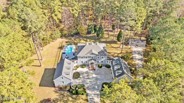 $879,000 | 11 Bullens Creek Drive, New Bern, NC 28562