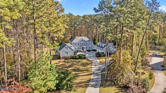 $879,000 | 11 Bullens Creek Drive, New Bern, NC 28562