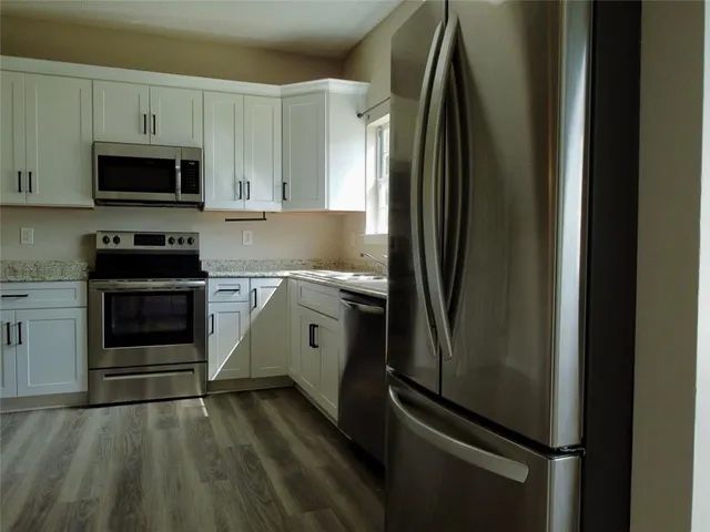 $1,800 | 130 Hawkeye Lane Northwest, Conyers, GA 30012