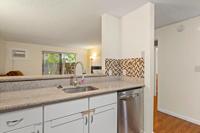 $400,000 | 2747 South Kihei Road, Unit C003, Kihei, HI 96753