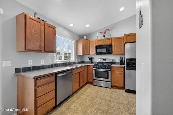 $430,000 | 2734 East Redondo Circle, Post Falls, ID 83854