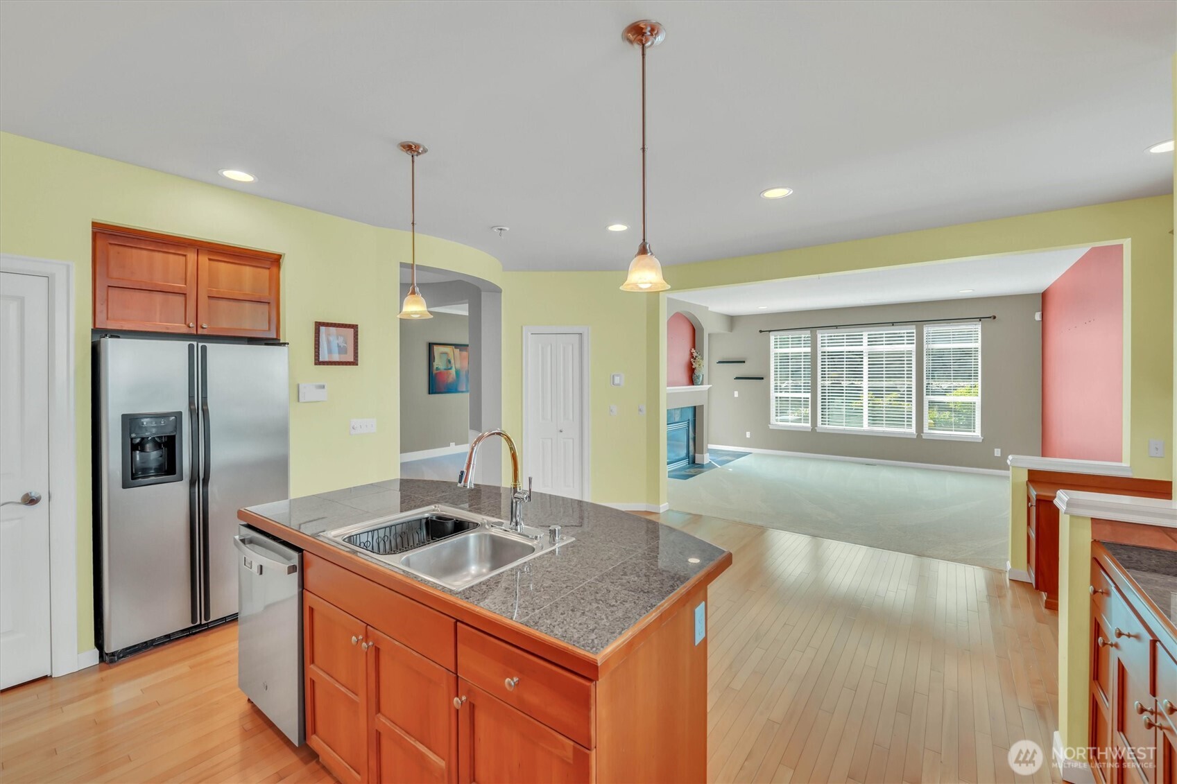 16433 Southeast 166th Terrace Renton, WA 98058 - Photo 6 of 34 Gallery Image 6