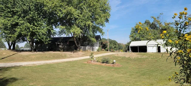 $425,000 | 2568 East County Road 425 South, Sullivan, IN 47882