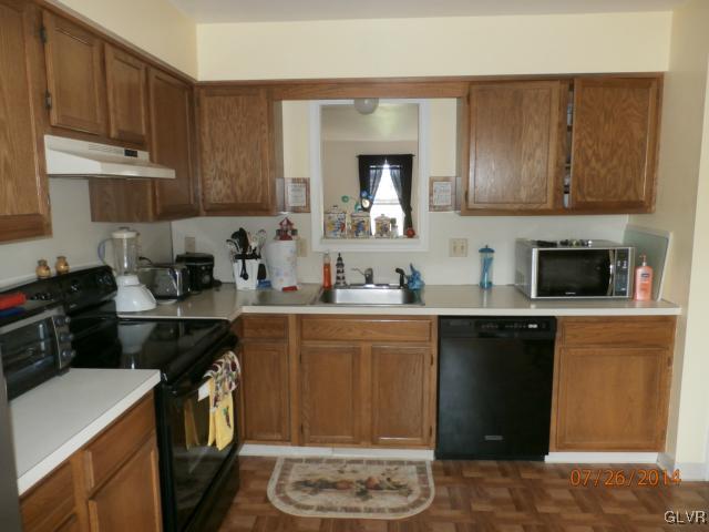 231 Flint Hill Road Alburtis, PA 18011 - Photo 4 of 11 Gallery Image 4