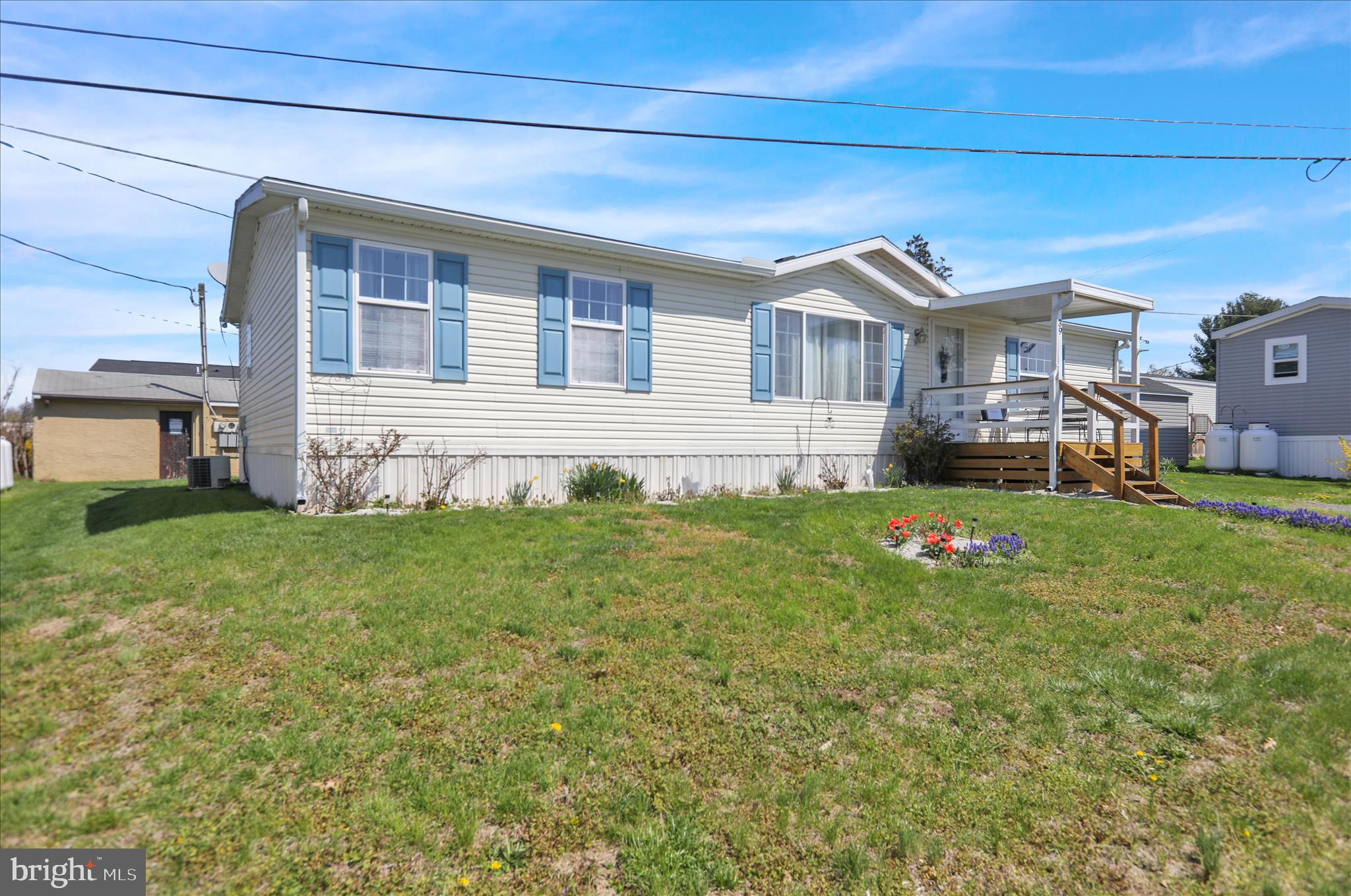 39 Keystone Road Reading, PA 19606 - Photo 2 of 28 360_8907