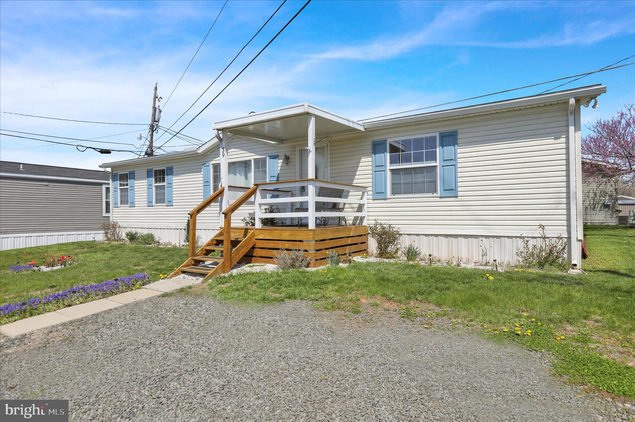 39 Keystone Road Reading, PA 19606 - Photo 3 of 28 360_8912