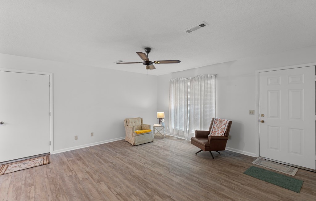 459 Mitchell Road Hartford, AL 36344 - Photo 5 of 32
