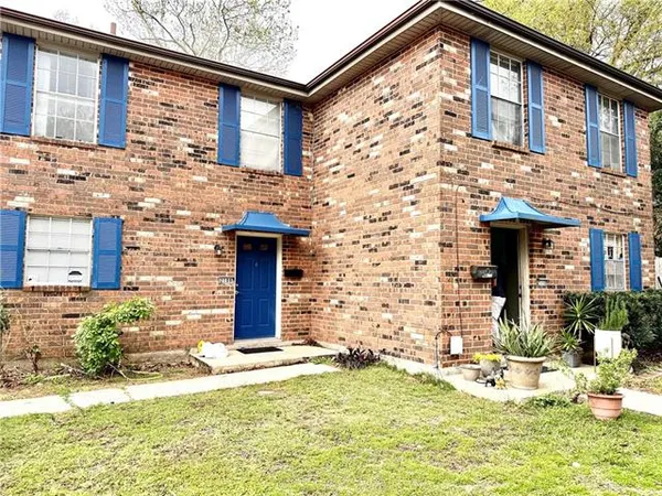 $349,000 | 2108-10 Caswell Lane, Metairie, LA 70001