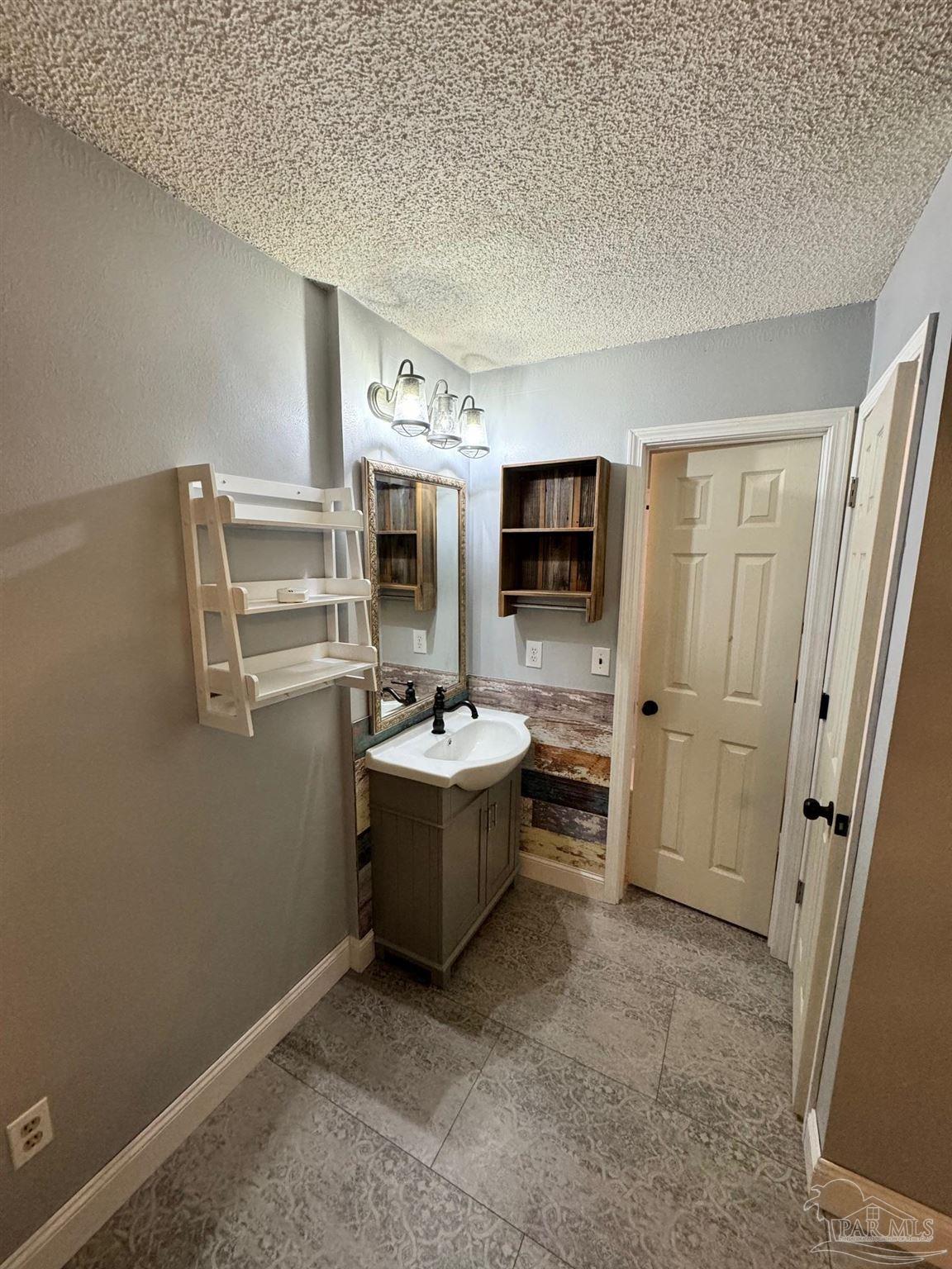 6550 Bellview Pines Road Pensacola, FL 32526 - Photo 22 of 39