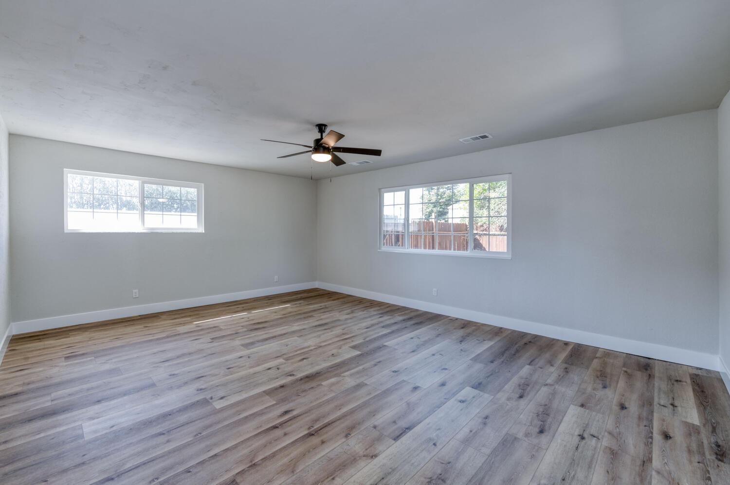 37521 Ave 12 Madera, CA 93636 - Photo 13 of 50