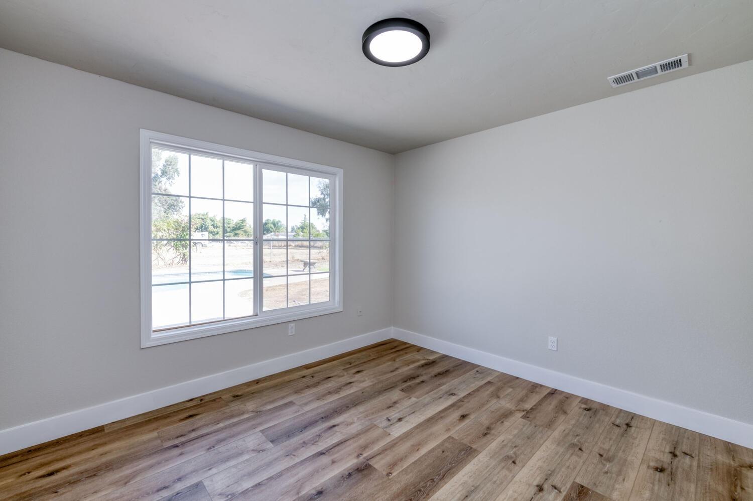 37521 Ave 12 Madera, CA 93636 - Photo 16 of 50