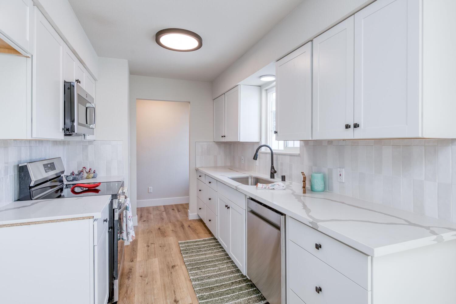 37521 Ave 12 Madera, CA 93636 - Photo 9 of 50