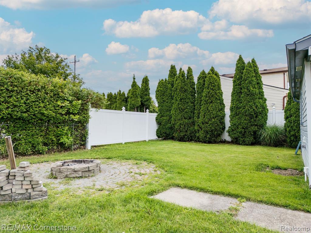 1344 Sheldon Road Canton, MI 48187 - Photo 26 of 34