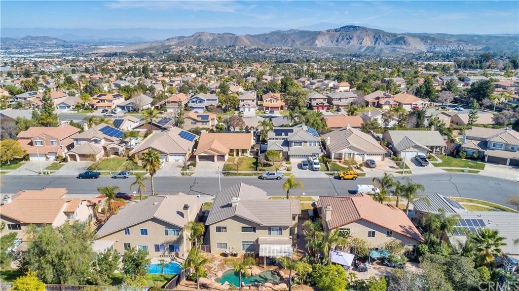 1536 Iris Grove Drive Corona, CA 92881 - Photo 34 of 37