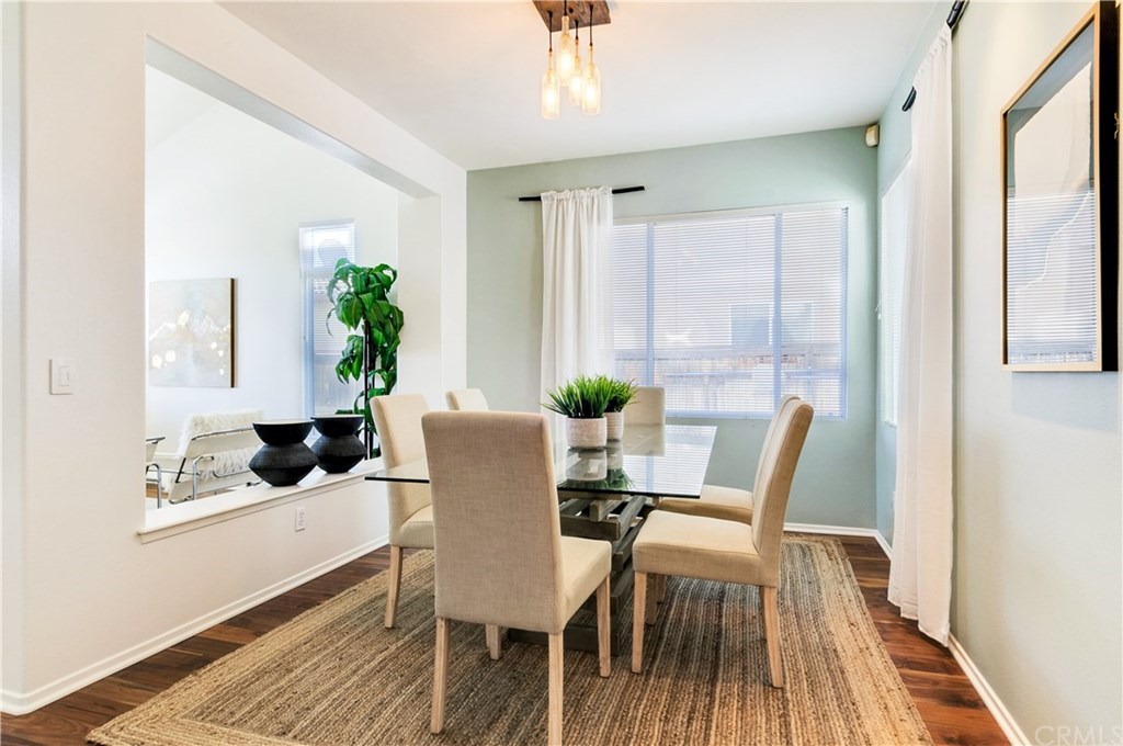 1536 Iris Grove Drive Corona, CA 92881 - Photo 5 of 37