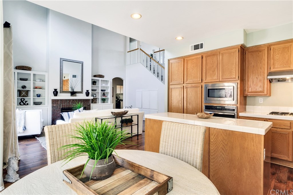 1536 Iris Grove Drive Corona, CA 92881 - Photo 10 of 37