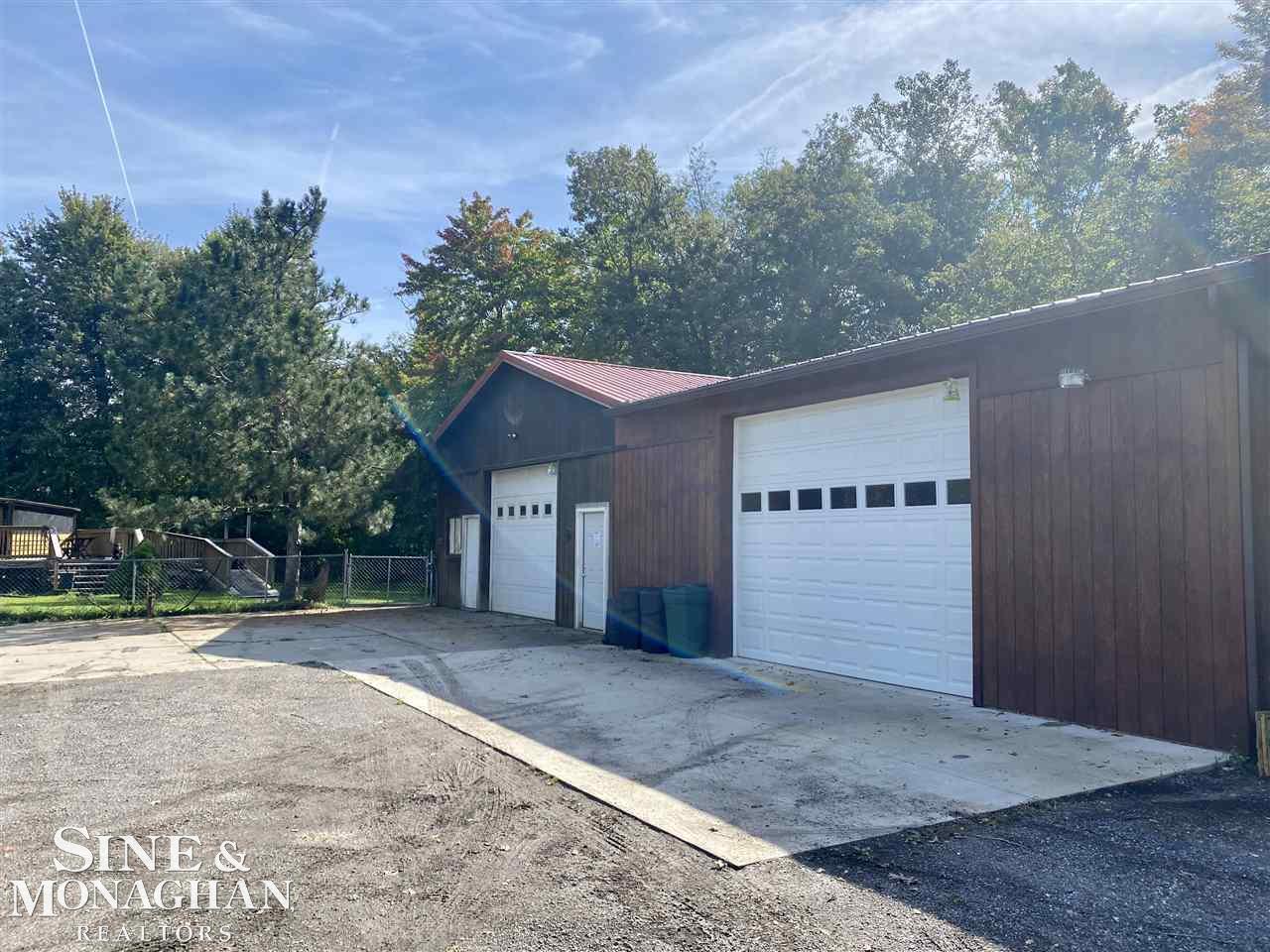 3216 Lynch Road Capac, MI 48014 - Photo 9 of 46