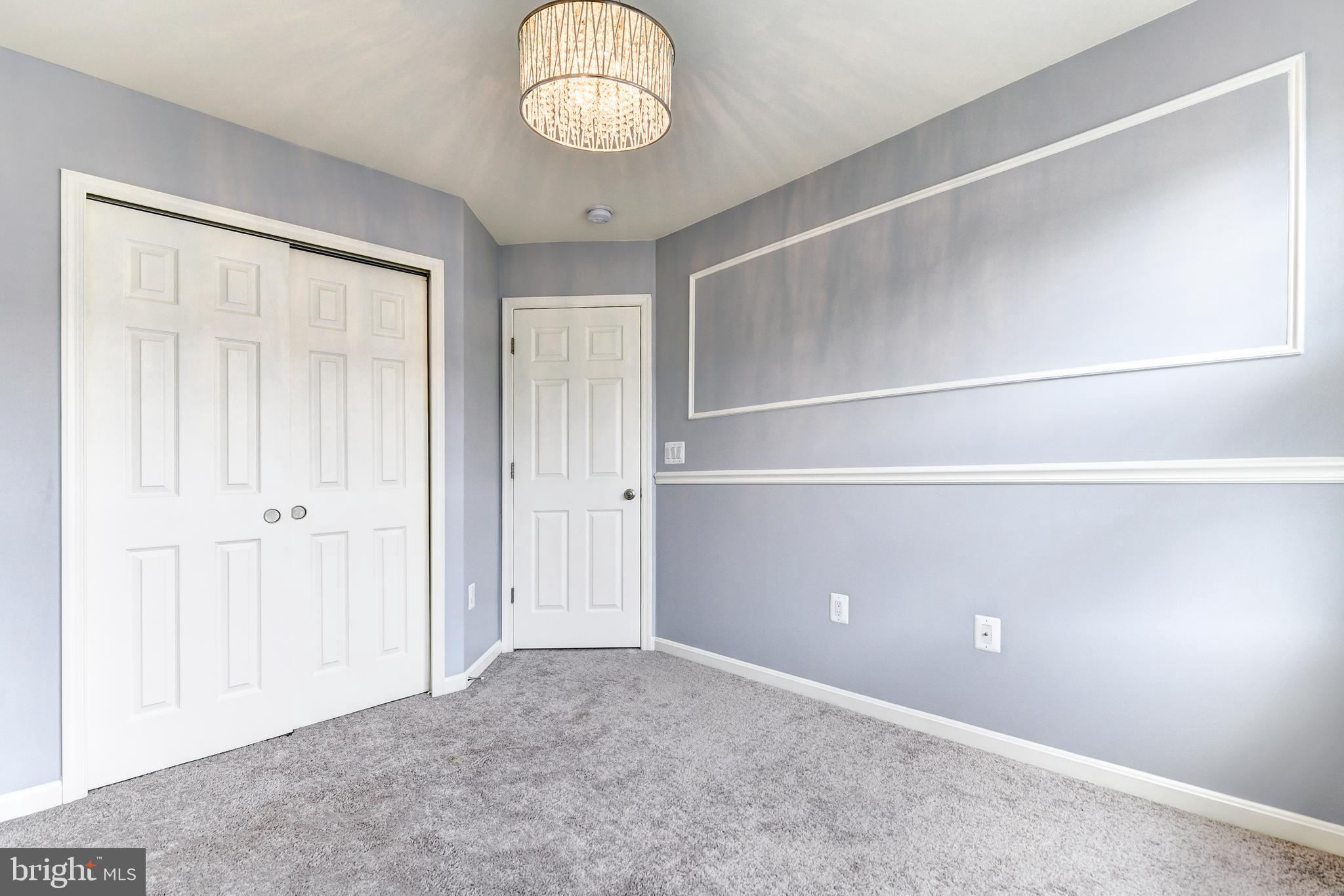 44104 Turf Field Square Chantilly, VA 20152 - Photo 24 of 38