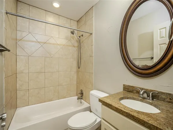 $2,600 | 917 Warren Way, Richardson, TX 75080
