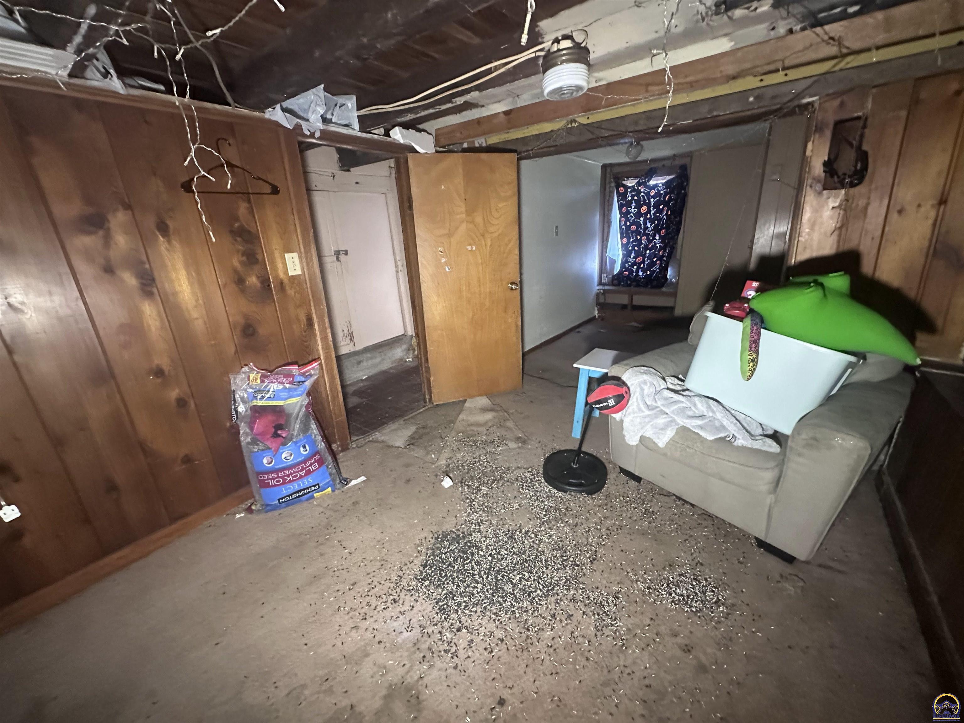 1911 Southeast Iowa Avenue Topeka, KS 66607 - Photo 22 of 44