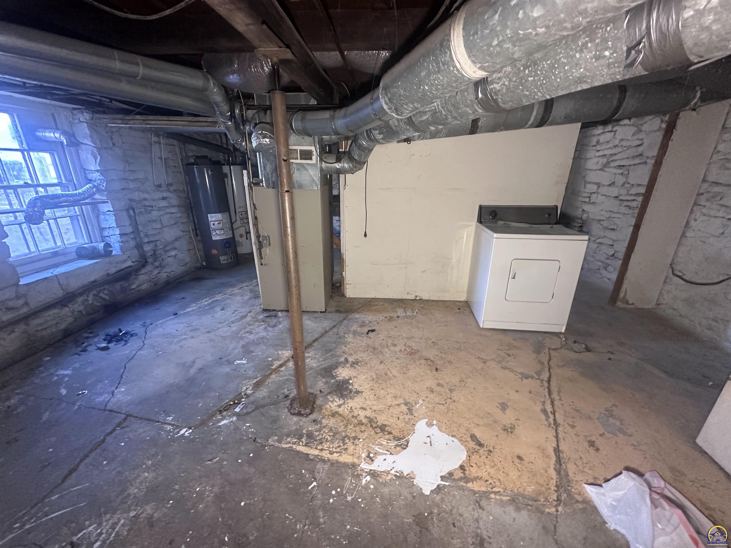 1911 Southeast Iowa Avenue Topeka, KS 66607 - Photo 25 of 44