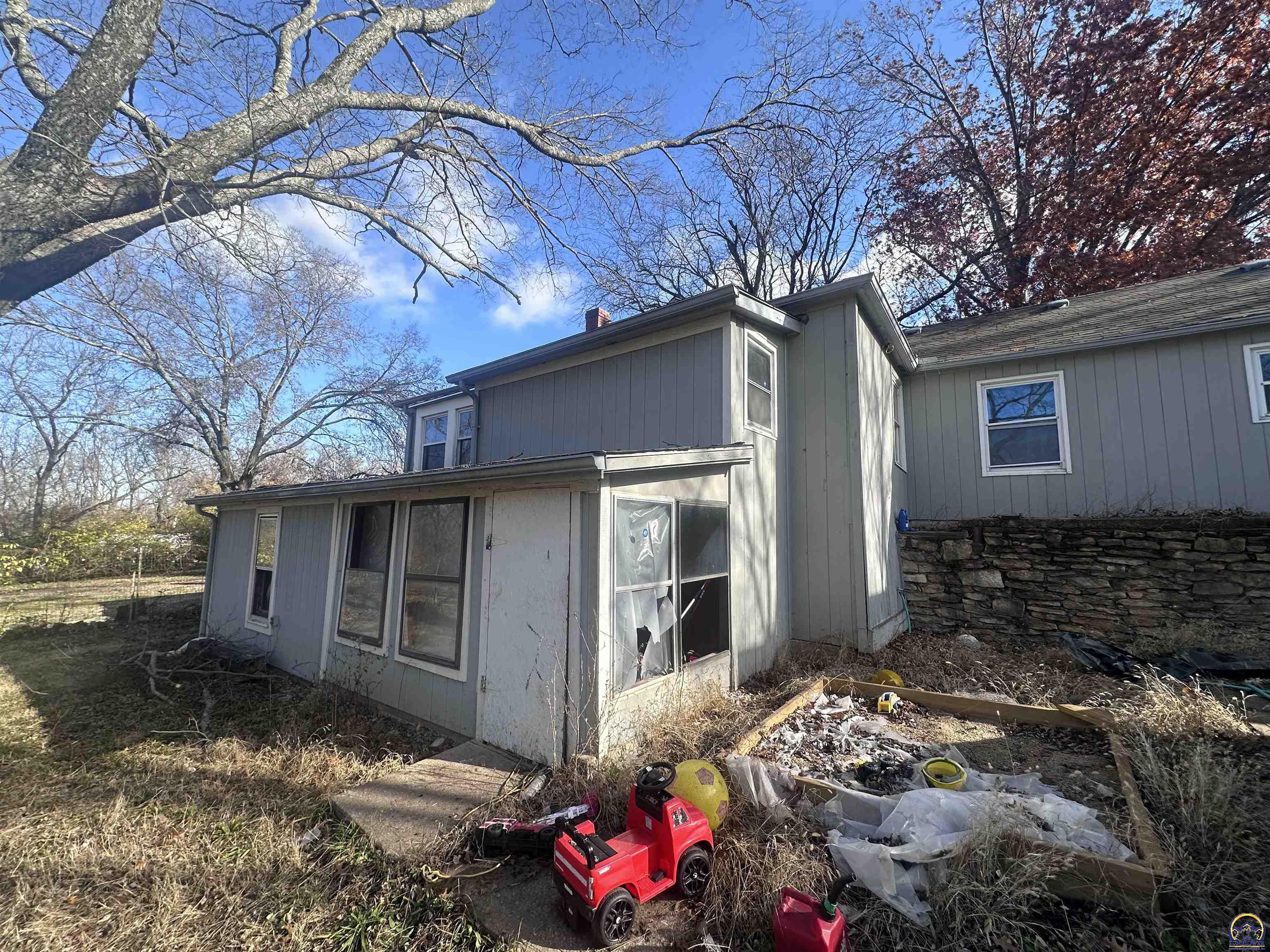 1911 Southeast Iowa Avenue Topeka, KS 66607 - Photo 36 of 44
